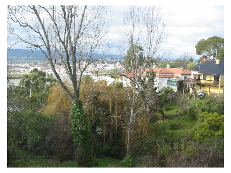 1/62 Bain Terrace, Trevallyn TAS 7250