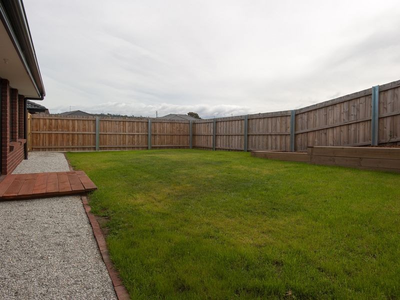 8 Opal Place, Perth TAS 7300