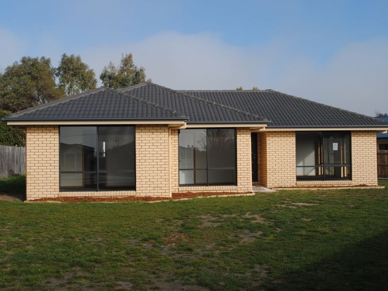 8 High Moor Court, Longford TAS 7301