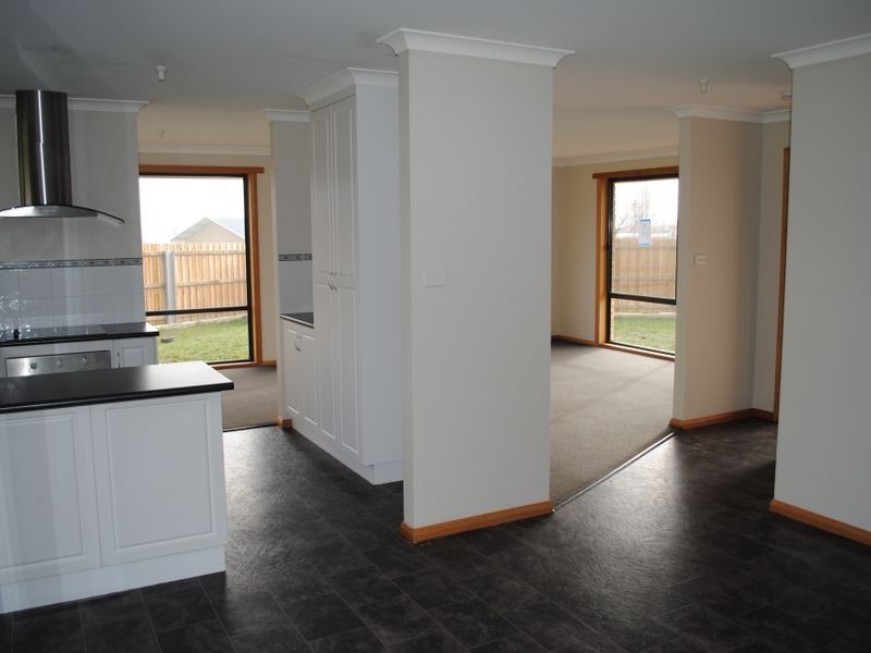 8 High Moor Court, Longford TAS 7301