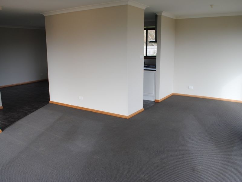 8 High Moor Court, Longford TAS 7301