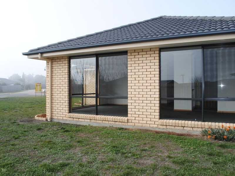 8 High Moor Court, Longford TAS 7301