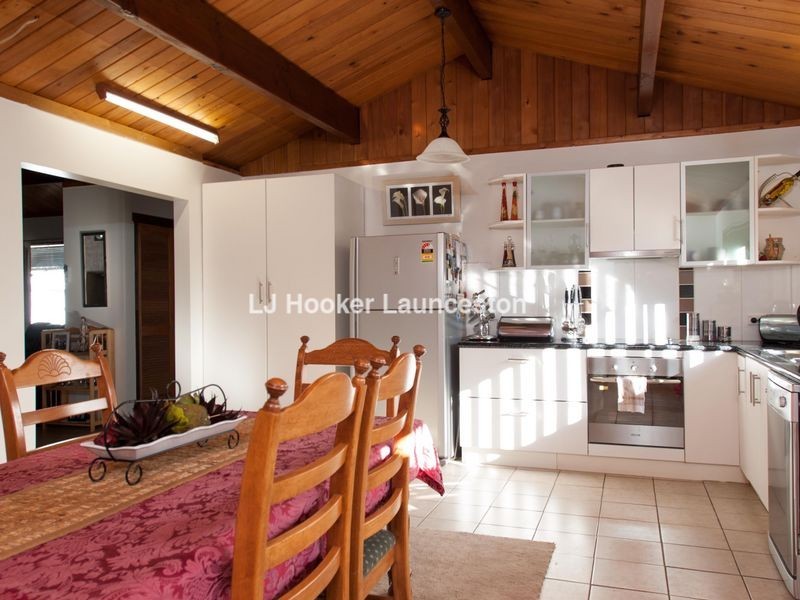 13 Teal Court, Newnham TAS 7248