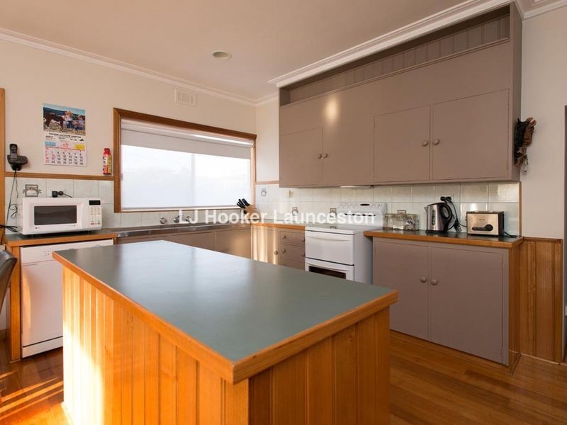 47 Cornwall Crescent, Newnham TAS 7248