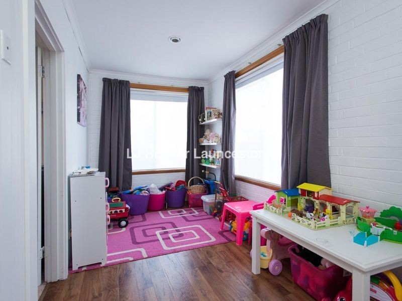 47 Cornwall Crescent, Newnham TAS 7248