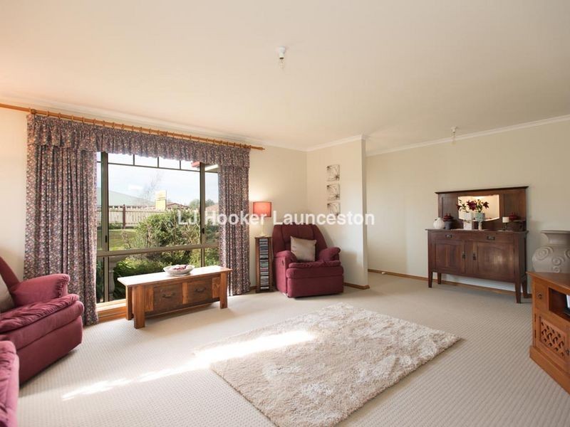 7 Glover Avenue, Blackstone Heights TAS 7250