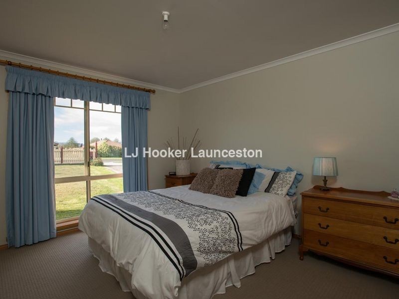 7 Glover Avenue, Blackstone Heights TAS 7250