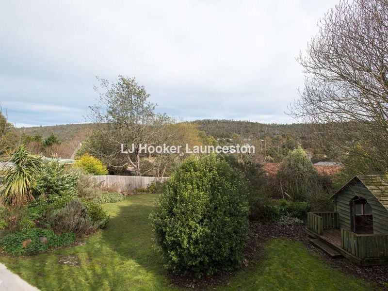 7 Glover Avenue, Blackstone Heights TAS 7250