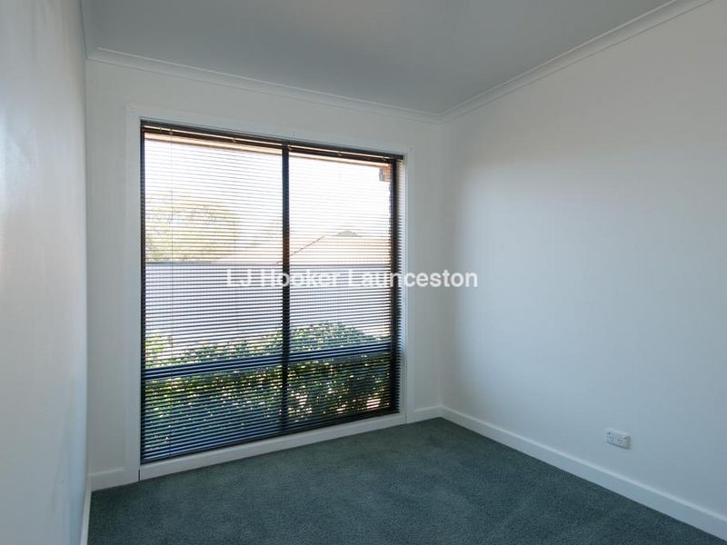 2 Glover Avenue, Blackstone Heights TAS 7250