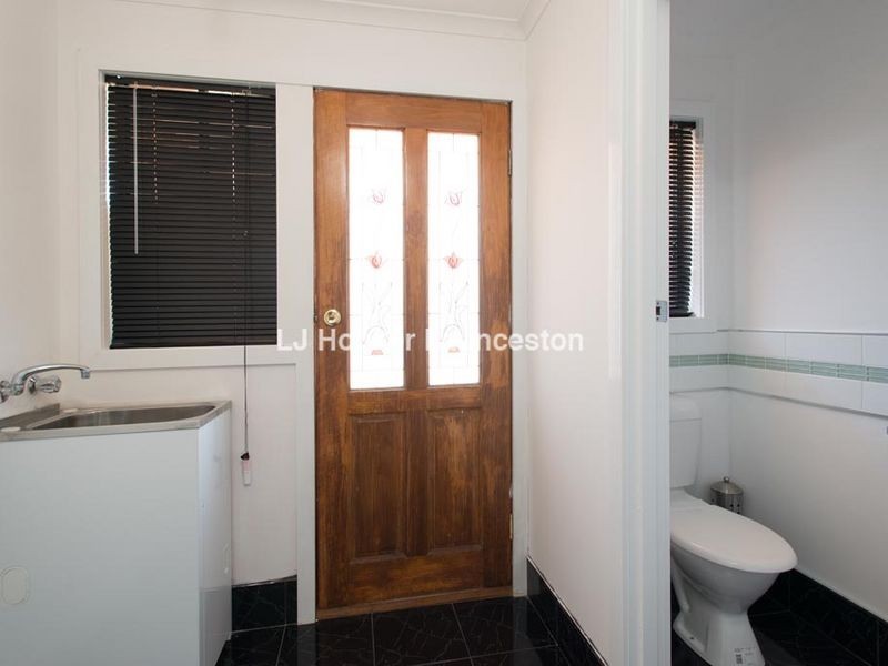 2 Glover Avenue, Blackstone Heights TAS 7250