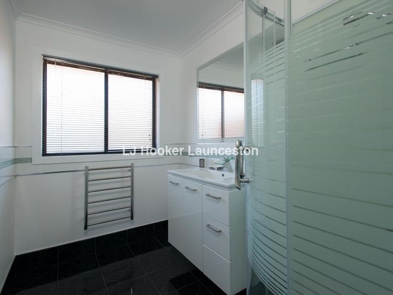 2 Glover Avenue, Blackstone Heights TAS 7250