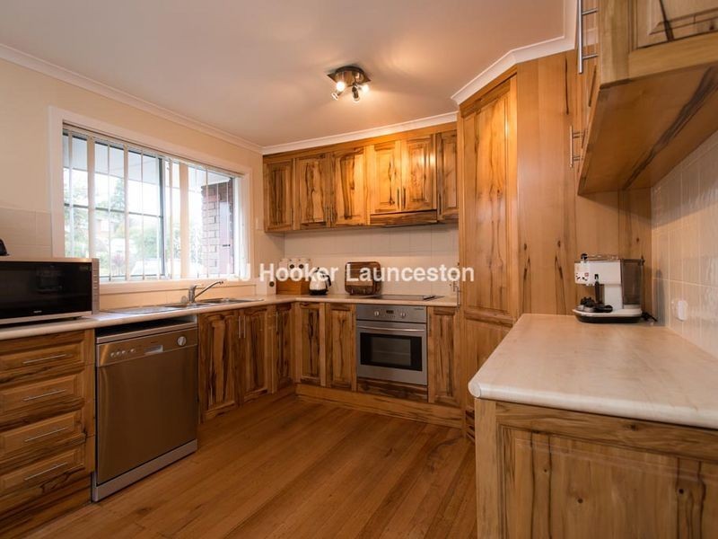 13 Bronzewing Avenue, Newnham TAS 7248