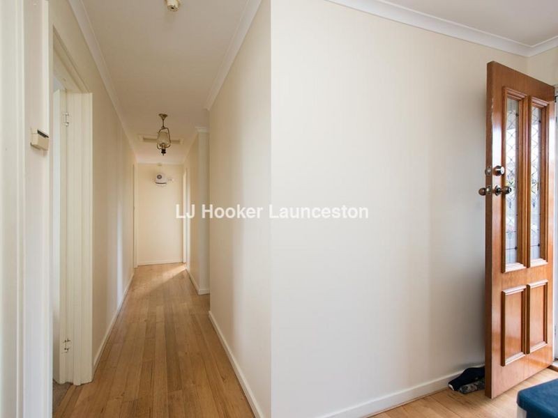 13 Bronzewing Avenue, Newnham TAS 7248