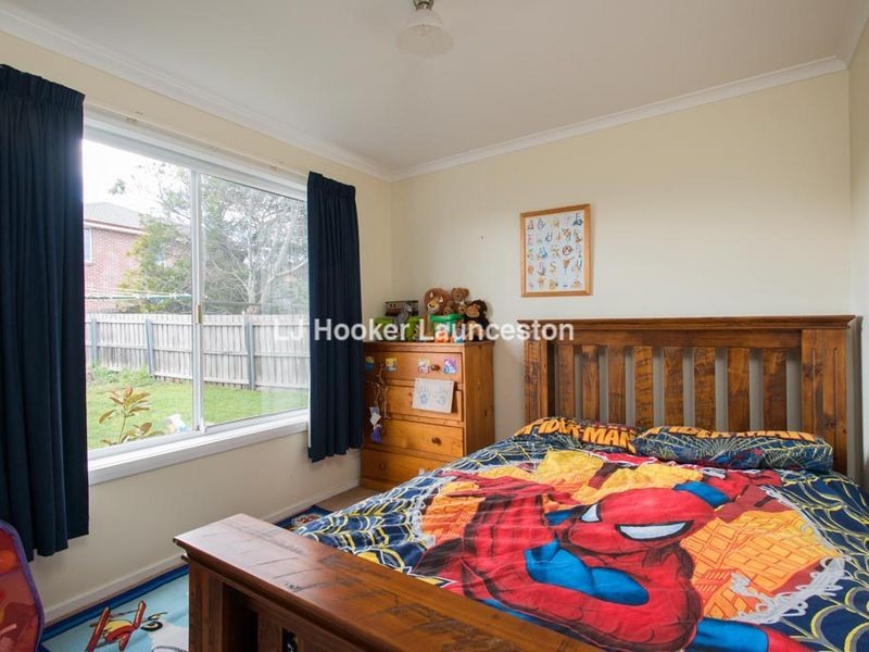 13 Bronzewing Avenue, Newnham TAS 7248