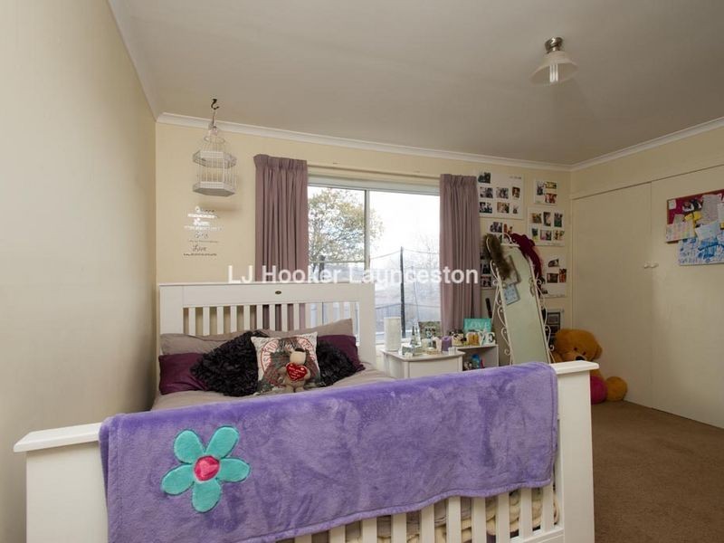 13 Bronzewing Avenue, Newnham TAS 7248