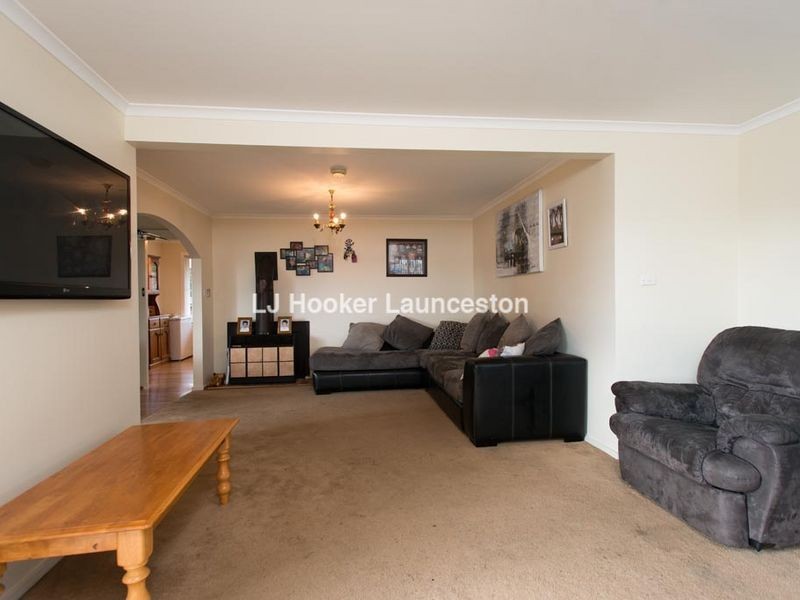 13 Bronzewing Avenue, Newnham TAS 7248