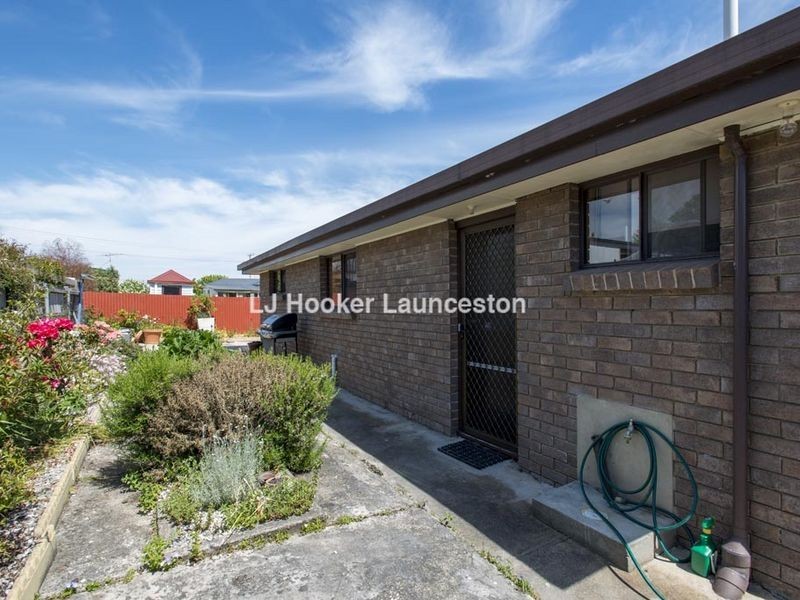 2/123 Viewbank Road, Newnham TAS 7248