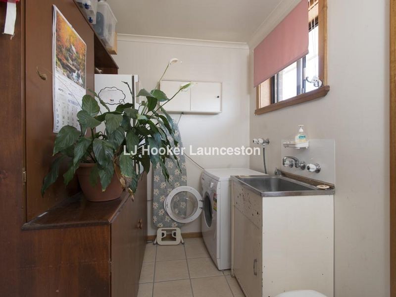 2/123 Viewbank Road, Newnham TAS 7248