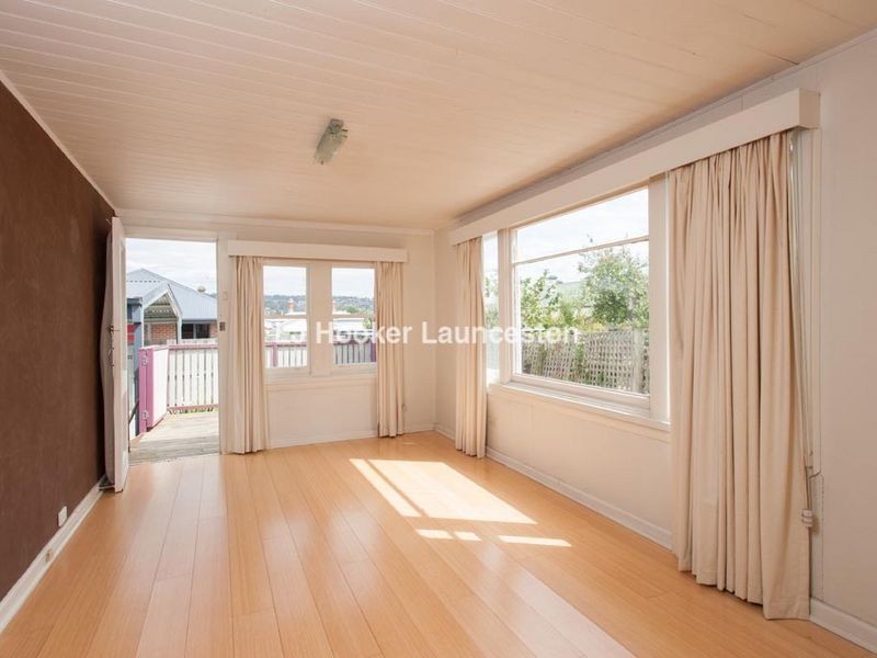 1/11 Albion Street, Invermay TAS 7248