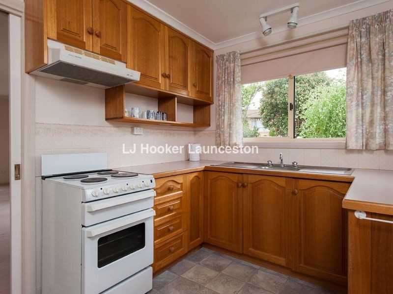 Unit 1/12 Belmont Court, Newnham TAS 7248