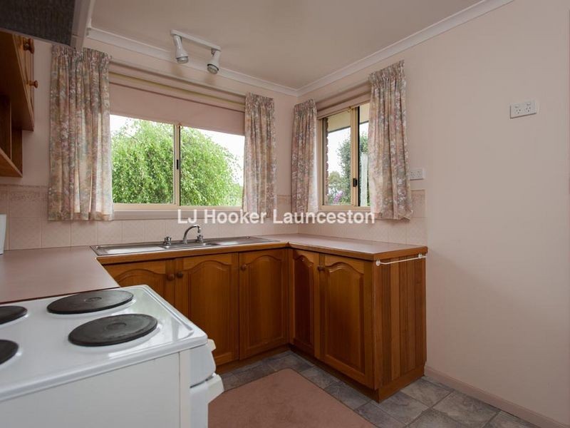 Unit 1/12 Belmont Court, Newnham TAS 7248