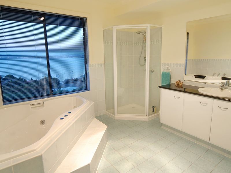 144 Oxford Street, Beauty Point TAS 7270