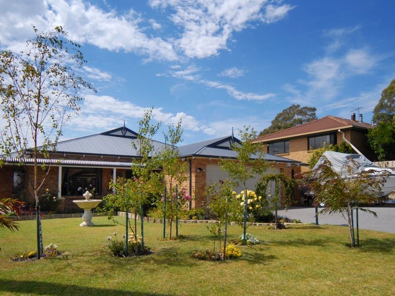 144 Oxford Street, Beauty Point TAS 7270