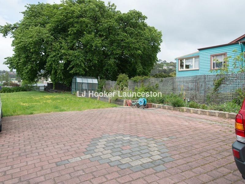 29 Connaught Crescent, West Launceston TAS 7250