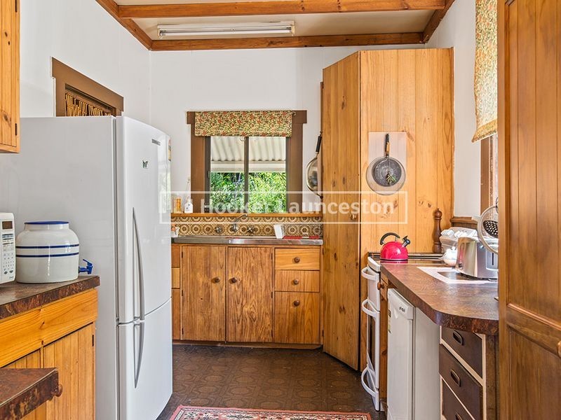 39 Bain Terrace, Trevallyn TAS 7250