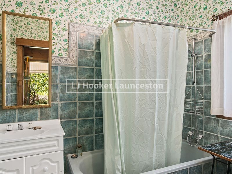 39 Bain Terrace, Trevallyn TAS 7250