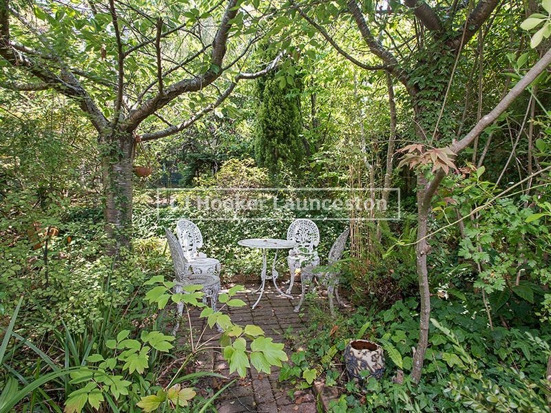 39 Bain Terrace, Trevallyn TAS 7250