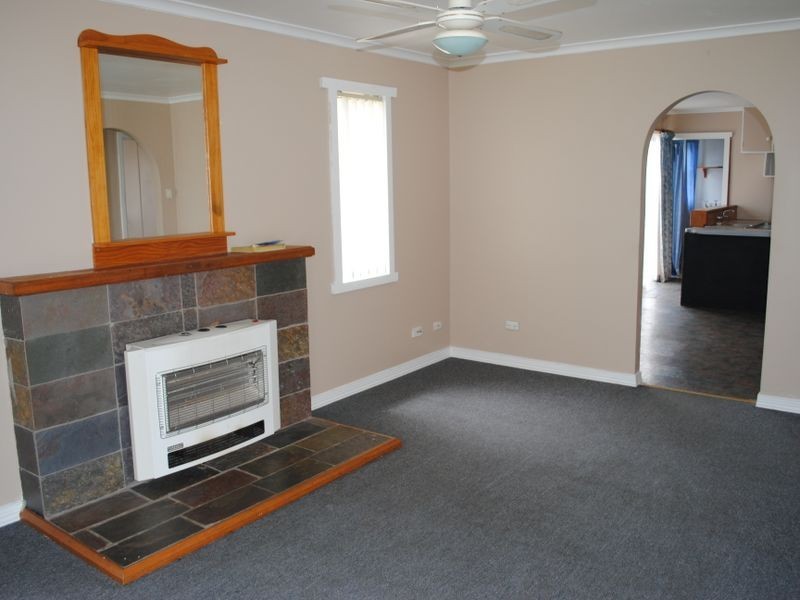 24 Hargrave Crescent, Mayfield TAS 7248