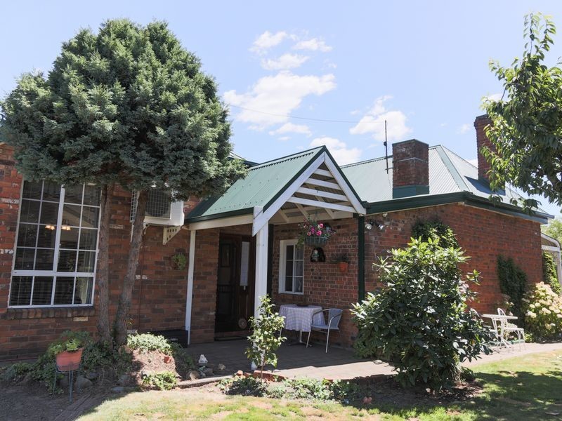 24 Meander Valley Road, Westbury TAS 7303