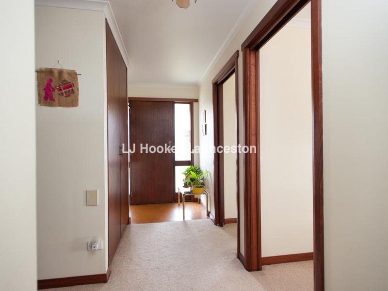 10 Sculthorpe Place, Norwood TAS 7250