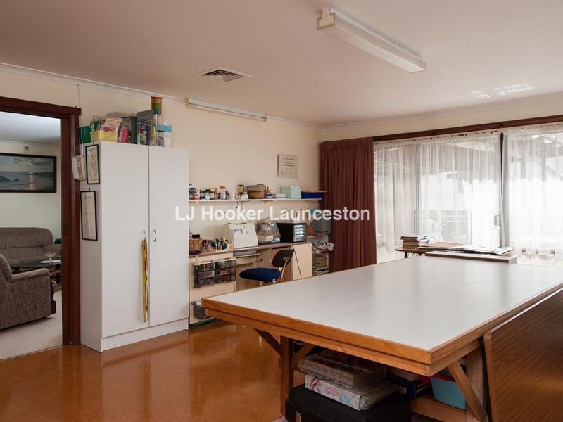 10 Sculthorpe Place, Norwood TAS 7250