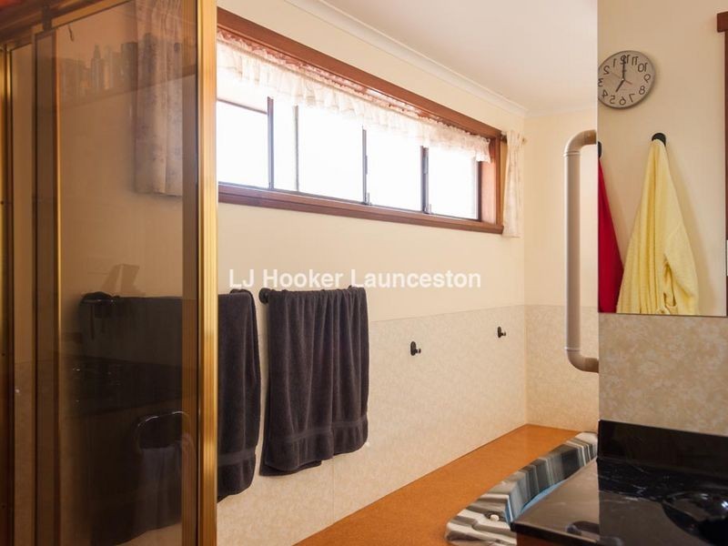 10 Sculthorpe Place, Norwood TAS 7250