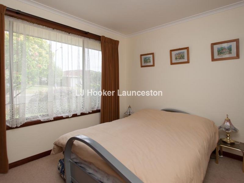 10 Sculthorpe Place, Norwood TAS 7250