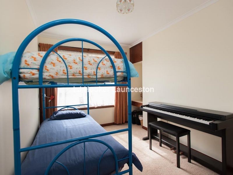 10 Sculthorpe Place, Norwood TAS 7250