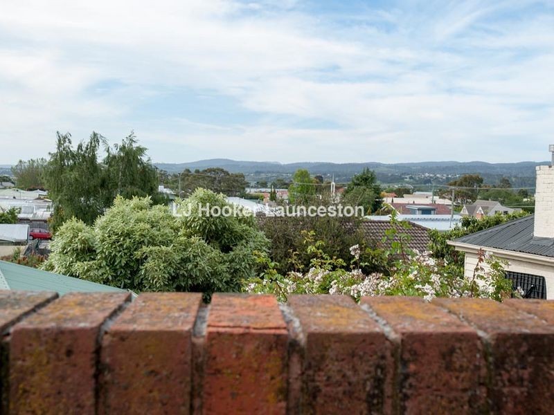 10 Sculthorpe Place, Norwood TAS 7250