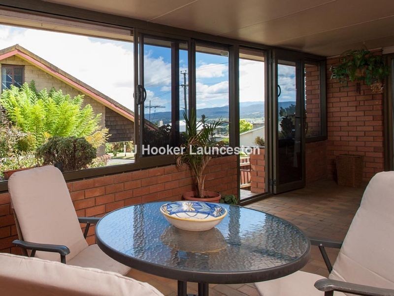 24 Redwood Crescent, Youngtown TAS 7249