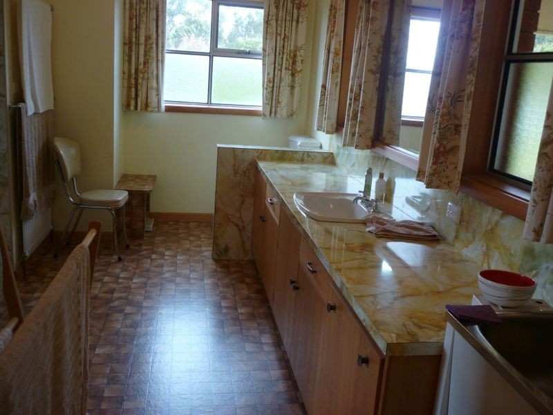 59 Yelton View Road (Off Loop Road), Notley Hills TAS 7275