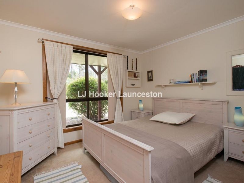 586 Greens Beach Road, York Town TAS 7270