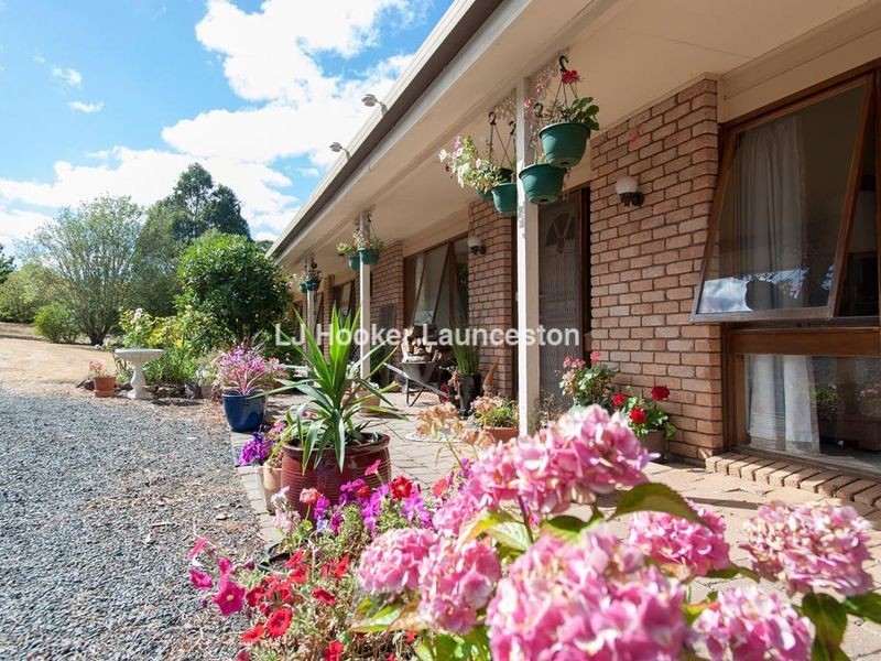 6 Range Road, Western Junction TAS 7212