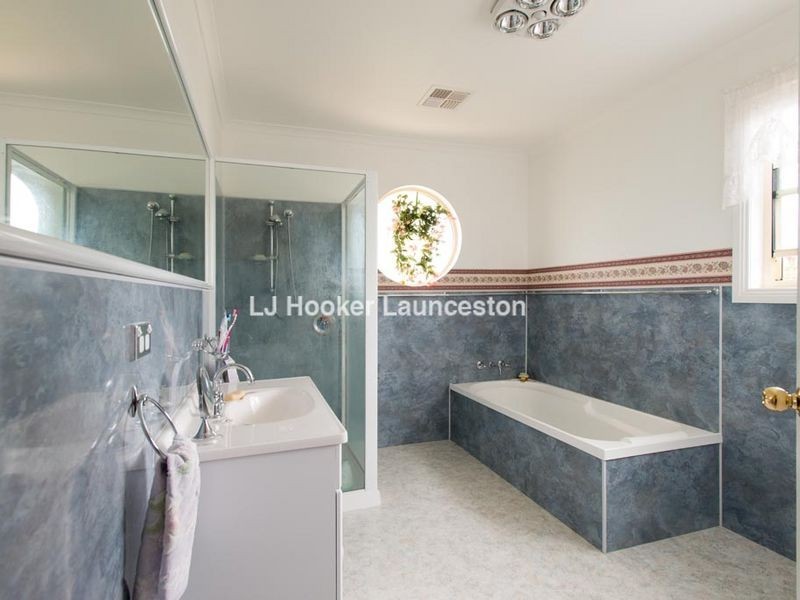 35 Meander Valley Road, Hagley TAS 7292