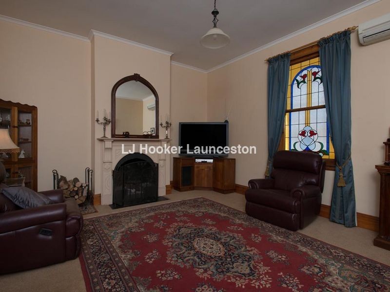 67 Hobart Road, Kings Meadows TAS 7249