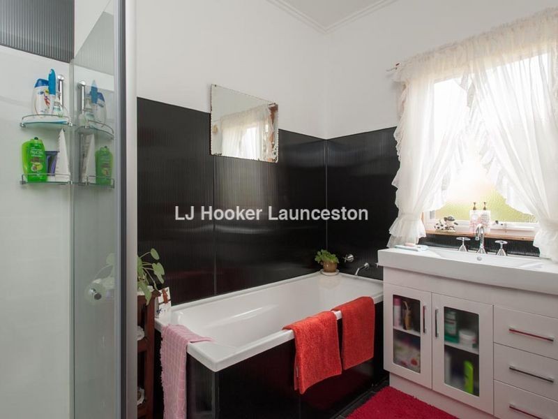 17 Ravenswood Road, Ravenswood TAS 7250