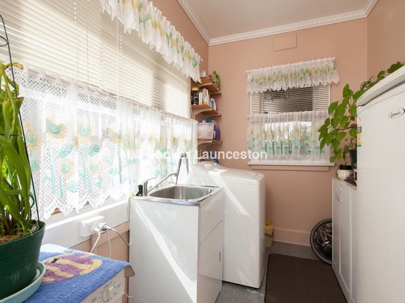 17 Ravenswood Road, Ravenswood TAS 7250