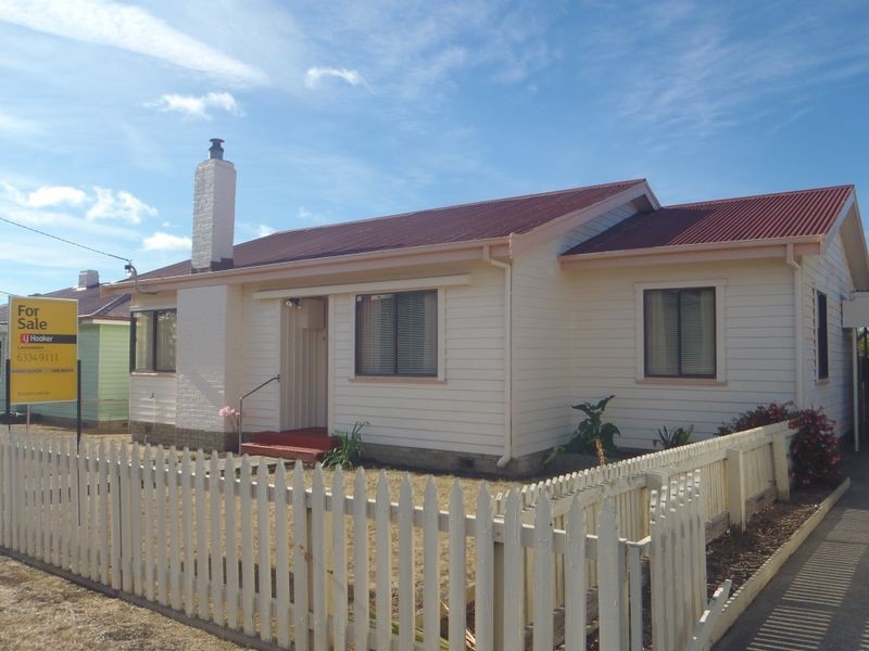 14 Hume Street, Mayfield TAS 7248