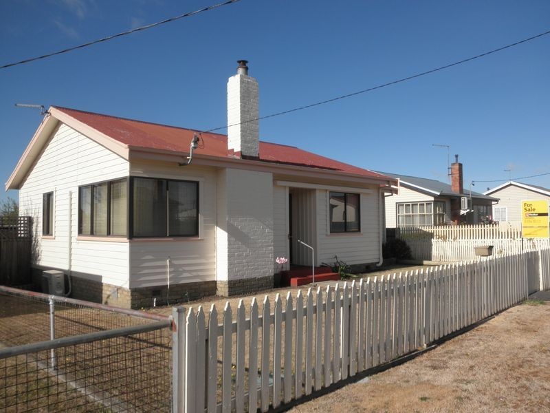 14 Hume Street, Mayfield TAS 7248