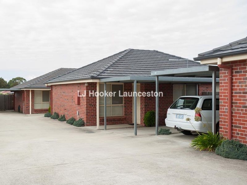 2/3 Bethune Place, Newnham TAS 7248